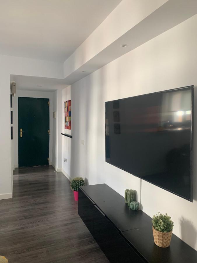 2 Bedroom Apartment Benalmadena Ngoại thất bức ảnh